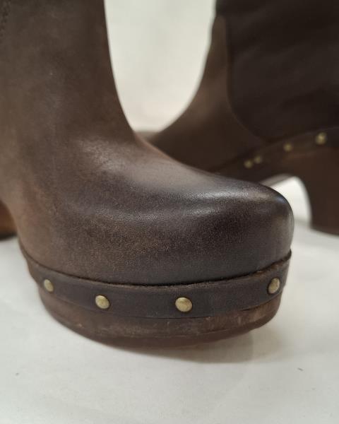 STIVALETTO UGG  MONTONE TACCO LEGNO N.36