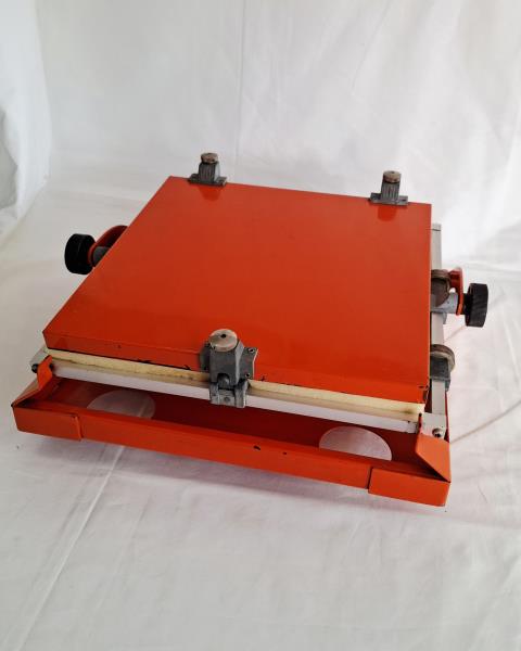 SUPPORTO PER MONTAGGIO SCHEDE ELETTRONICHE