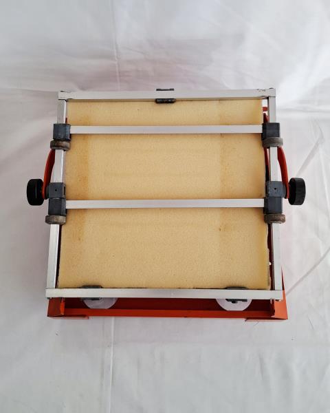 SUPPORTO PER MONTAGGIO SCHEDE ELETTRONICHE