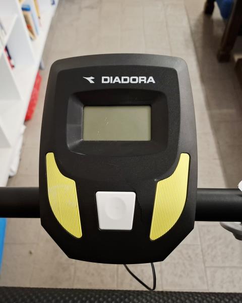 TAPIS ROULANT DIADORA NERO