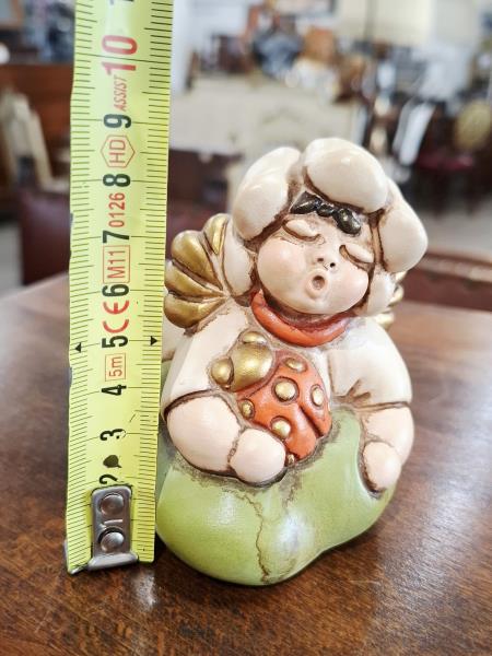 THUN ANGIOLETTO SDRAIATO SU NUVOLA COCCINELLA H 9CM