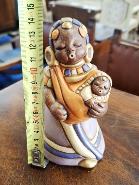 THUN POPOLI DEL MONDO MALAIKA MAMMA MASAI