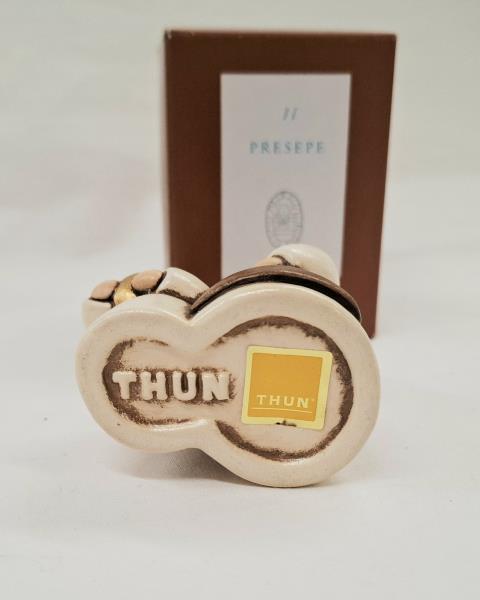 THUN STATUINA DONNA CON BIMBA PRESEPE CLASSICO