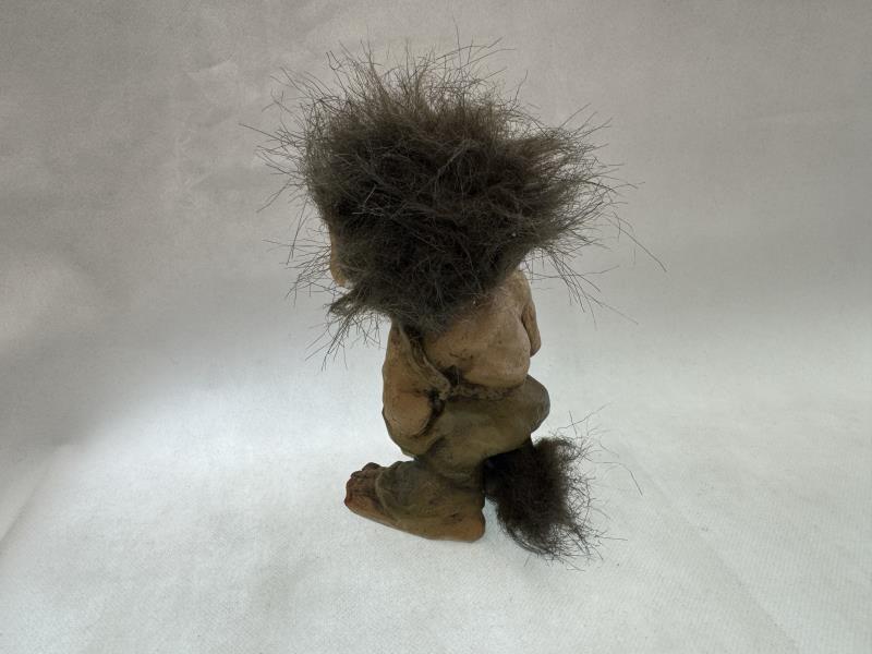 TROLL NORWAY SALOPETTE VERDE H 16 CM