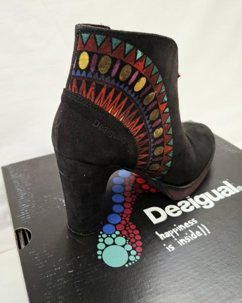 TRONCHETTO DESIGUAL NERO COLORI N 36