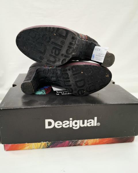 TRONCHETTO DESIGUAL NERO COLORI N 36