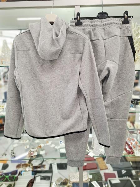 TUTA NIKE TECH GRIGIA TG L