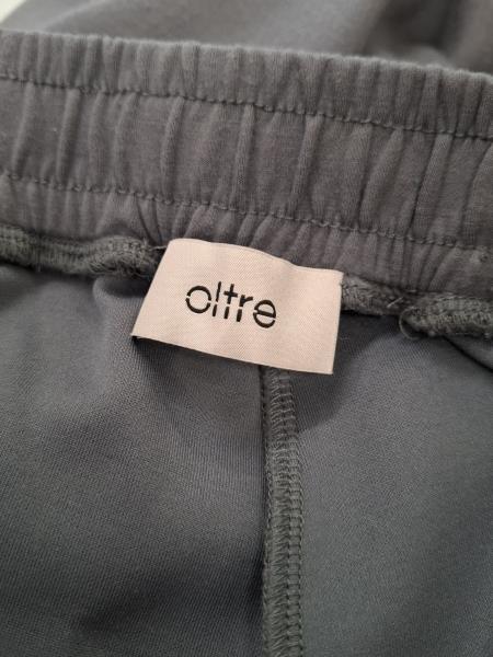 TUTA OLTRE GRIGIA TG S (manca anellino pantalone )