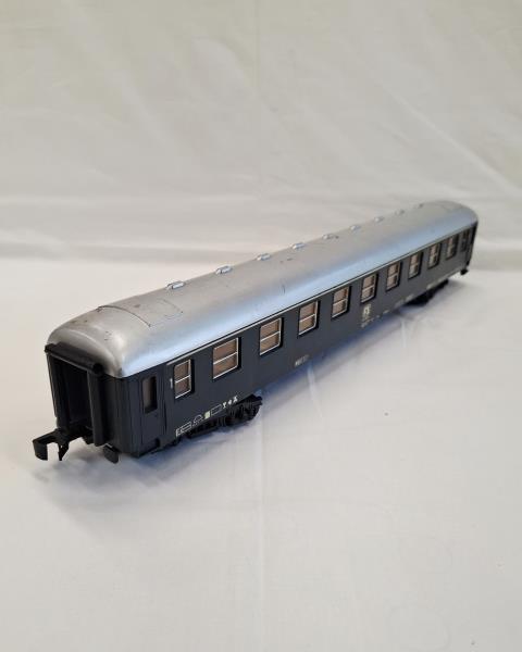 VAGONE CARROZZA PASSEGGIERI LIMA FS AZ 15024 SCALA 1:45