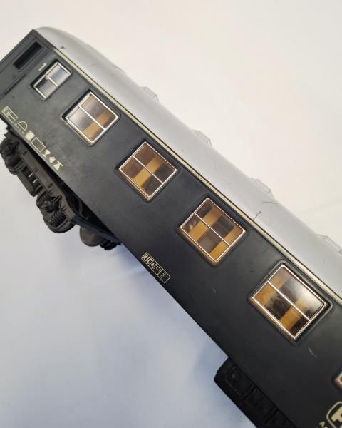 VAGONE CARROZZA PASSEGGIERI LIMA FS AZ 15024 SCALA 1:45