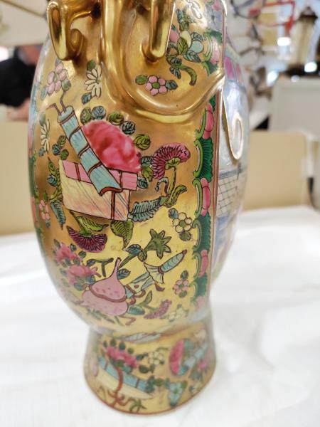 VASO ORIENTALE DIPINTO