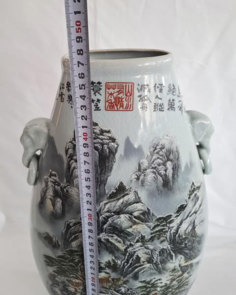 VASO ORIENTALE MANICI ELEFANTI