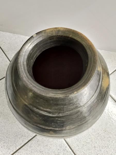 VASO TONDO CON SUPPORTO VIMINI