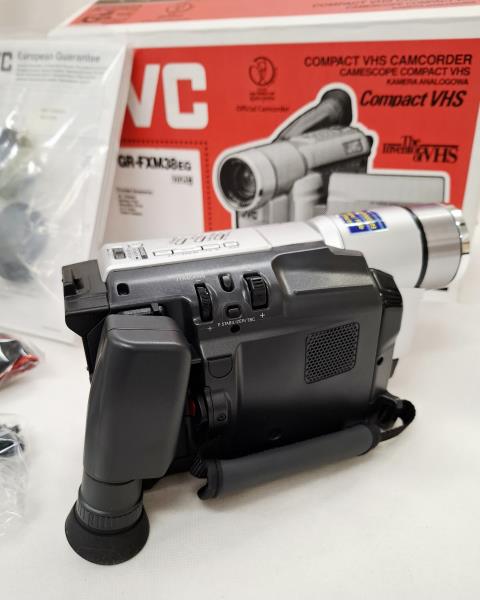 VIDEOCAMERA JVC GR-FXM38EG MAI USATA!