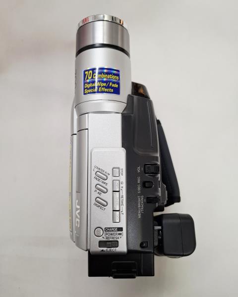 VIDEOCAMERA JVC GR-FXM38EG MAI USATA!