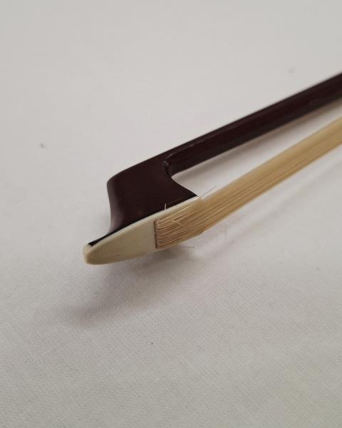 VIOLINO STENTOR 4/4 + CUSTODIA E ACCESSORI
