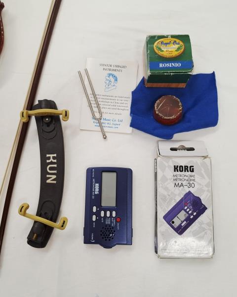 VIOLINO STENTOR 4/4 + CUSTODIA E ACCESSORI